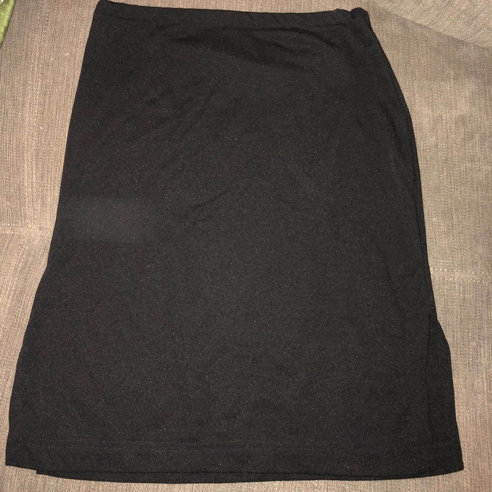 Black skirt